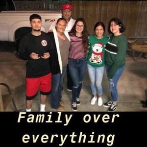 Meet your Posher, Velinda